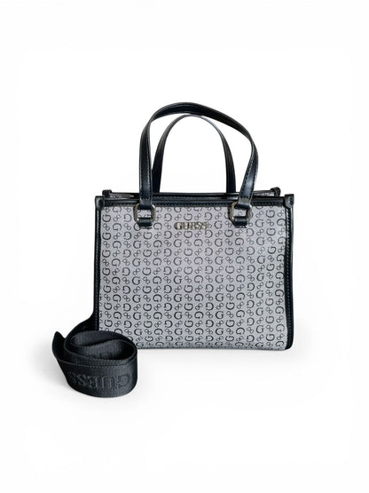 Bolsa Guess Monograma Negro/Gris con Correa Ajustable