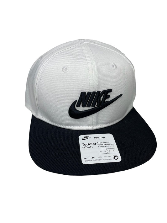 Gorra Blanca con Negro Nike para Niño