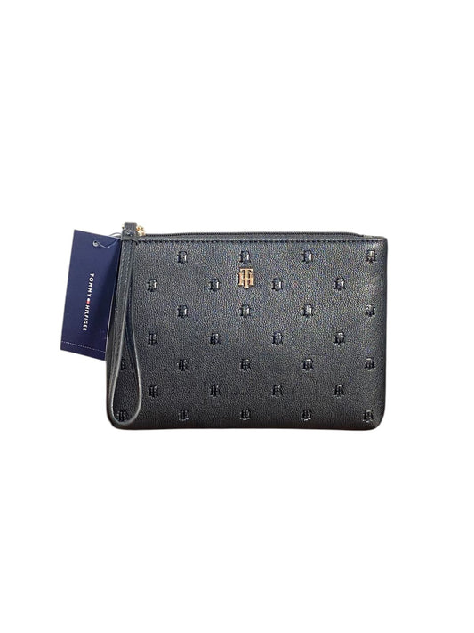 Muñequera Guess Negra – Belleza Portátil