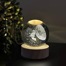 lampara 3D con figura de astronauta con media luna